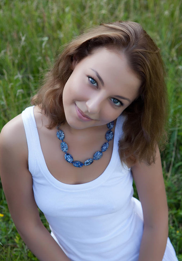 Елена, 22 года, 1 размер груди