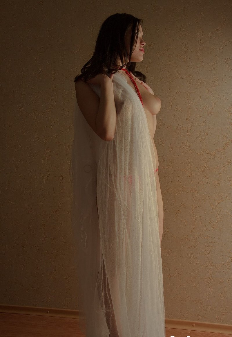 Любовь, 25 лет, 0 размер груди